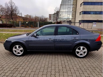 FORD MONDEO 2.0 Ghia Executive 199e km/bőr/xenon/digitklíma/ülésfűtés/el.ablakok/nagy NAVI/bluetooth