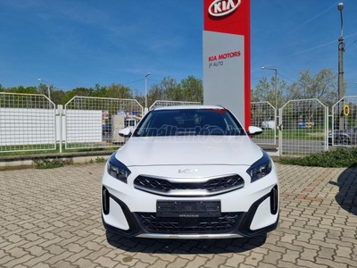 KIA XCEED 1.5 T-GDI X-Gold AKÁR 700000 FORINTOS KEDVEZMÉNNYEL!