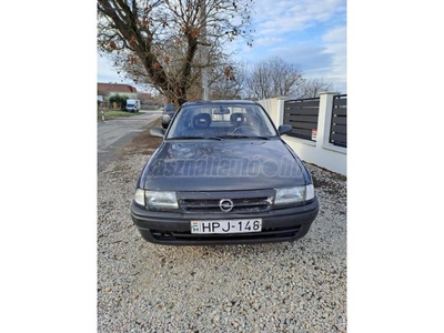 OPEL ASTRA F 1.4 Classic GL