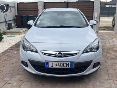 OPEL ASTRA J GTC 2.0 CDTI Start-Stop Sport KORMÁNYFŰTÉS//ÜLÉSFŰTÉS//19'ALUFELNI//NAGYSZERVIZ