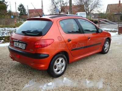 PEUGEOT 206 1.4 Mistral 1.5-év műszakival jó motorral