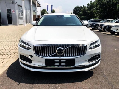 VOLVO S90 2.0 [B5] MHEV Ultimate Bright AWD Geartronic AZONNAL ELVIHETŐ! KIEMELT FINANSZÍROZÁSSAL!