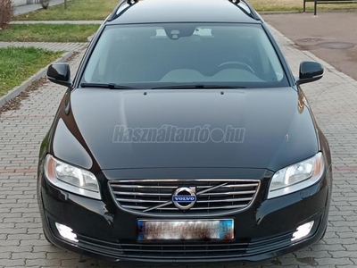 VOLVO V70 1.6 D [D2] Momentum 2 ÉV FRISS KPM MŰSZAKI!VONÓHOROG!KIFOGÁSTALAN MŰSZAKI ÁLLAPOT!POLAR FELSZERELTSÉ