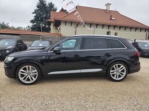 Eladó Audi Q7