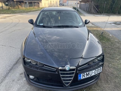 ALFA ROMEO 159 1.9 JTS Distinctive