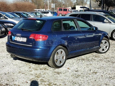 AUDI A3 2.0 FSI Attraction Tiptronic ic Újszerű állapotban