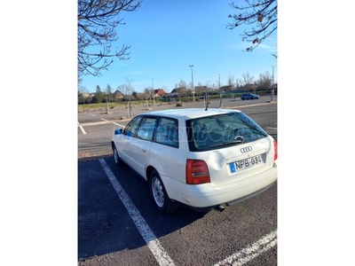 AUDI A4 1.6 Business