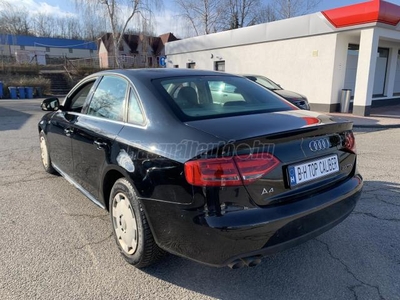 AUDI A4 2.0 TDi DPF szedán.végig vezetett szervizkönyv.man 6seb