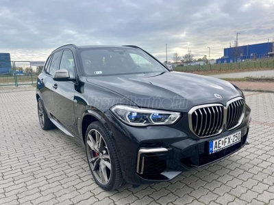 BMW X5 M50i (Automata) ÁFÁ-s. Légrugó. Összkerékkormányzás. Garanciális. Magyar. 1 Tulaj. Sérülésmentes