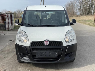 FIAT DOBLO Dobló Cargo 1.6 Mjet SX EURO5 Szervizkönyv !