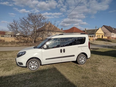 FIAT DOBLO Dobló Panorama 1.4 T-Jet Easy (7 személyes )