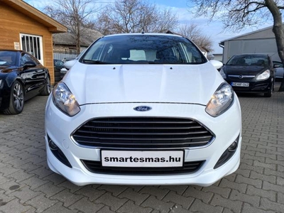 FORD FIESTA 1.0 GTDi EcoBoost Titanium Sport Plus SZÉLVÉDŐ-ÜLÉSFŰTÉS.KLÍMA.15-ös ALUFELNI.SPORTBELSŐ.VONÓHOROG