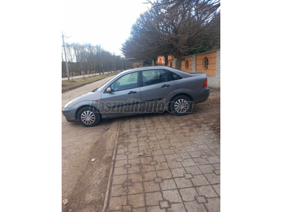 FORD FOCUS 1.6 Ambiente