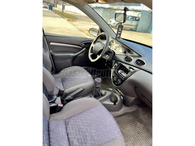 FORD FOCUS 1.6 Ambiente