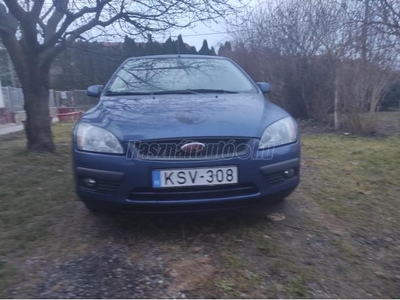 FORD FOCUS 1.6 Ghia