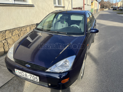 FORD FOCUS 1.6 Ghia