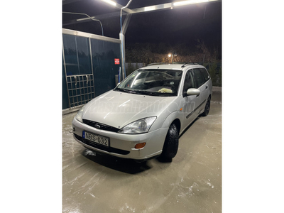 FORD FOCUS 1.6 Trend