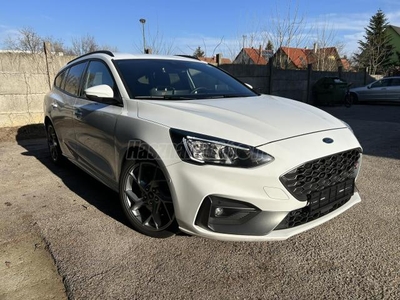 FORD FOCUS 2.0 EcoBlue SCR ST3 ST-LINE. RECARO. FULL EXTRA