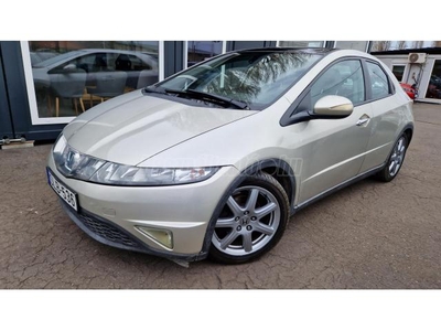 HONDA CIVIC 1.8 Executive i-SHIFT panoráma tető!