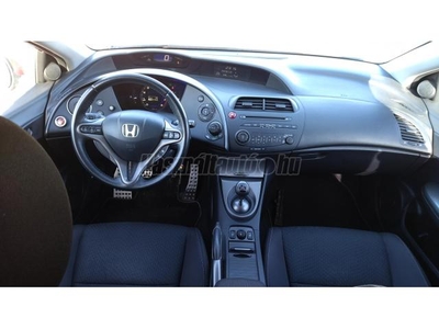 HONDA CIVIC 1.8 Sport