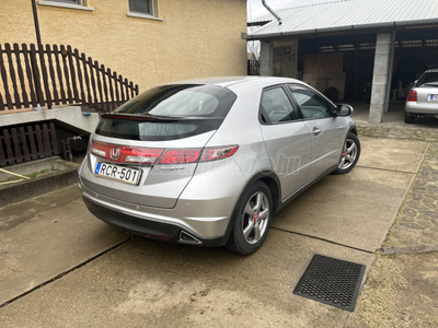 HONDA CIVIC 1.8 Sport