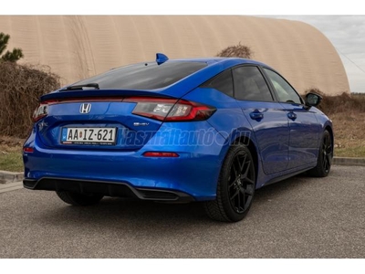 HONDA CIVIC 2.0 i-MMD Hybrid Sport eCVT