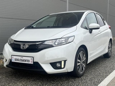 HONDA JAZZ 1.3 Trend EXE///NAVI//SÉRÜLÉSMENTES/////SZERVIZKÖNYV/////KULCSNÉLKŰLI INDITÁS///