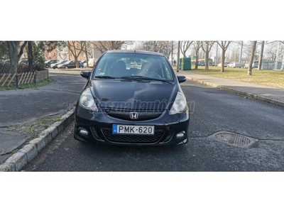 HONDA JAZZ 1.4 ES Sport My. 2005 Kiváló műszaki állapotban. friss vizsga!!