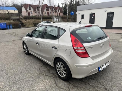 HYUNDAI I30 1.4 DOHC Classic PLUS