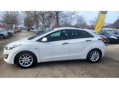 HYUNDAI I30 1.4i Comfort 126e Km!! Multikormány! Űlésfűtés!