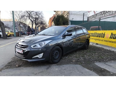 HYUNDAI I40 1.7 CRDi HP Comfort 17' alufelni. kétzónás digit klíma. navigáció. tolatókamera. parkradar. kulcs né