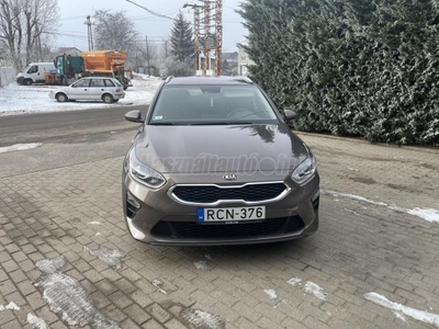 KIA CEE'D Ceed SW 1.4 T-GDI Silver