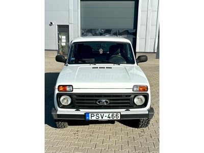 LADA 4X4 1.7 Pack Lada Niva 4x4 Pack KLÍMÁS terepjáró gyári állapotban Eladó