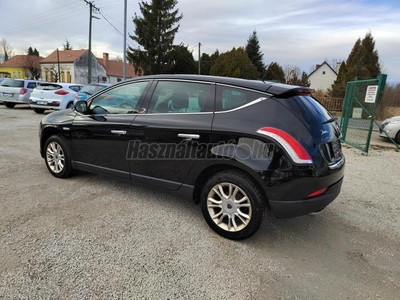 LANCIA DELTA 1.6 Mjet Silver Navi.bőrkárpít