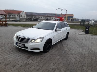 MERCEDES-BENZ E 220 CDI BlueEFFICIENCY Avantgarde