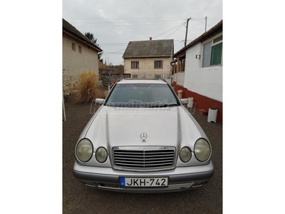 MERCEDES-BENZ E-OSZTÁLY E 200 T Classic