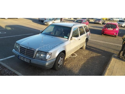 MERCEDES-BENZ W 124 250 TD Kombi 7személyes