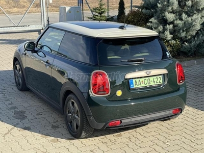 MINI COOPER SE Resolute Edition