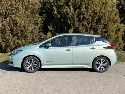 NISSAN LEAF Acenta 40kWh (Automata)