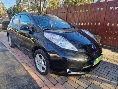 NISSAN LEAF (Automata)