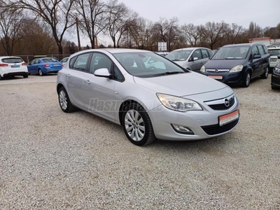 OPEL ASTRA J 1.6 Enjoy Sz. Könyv. Kitűnő Állapot !