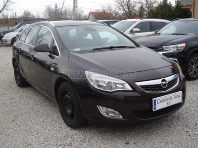 OPEL ASTRA J Sports Tourer 1.4 T Cosmo MAGYAR RENDSZÁMOS ÉS OKMÁNYOS