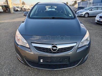 OPEL ASTRA Sports Tourer 1.7 CDTI Enjoy 17 Alufelni. Tempomat.Vonóhorog. Tolatóradar!