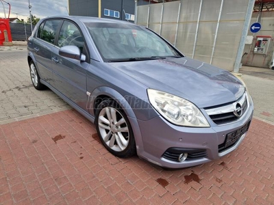 OPEL SIGNUM 1.9 CDTI Elegance