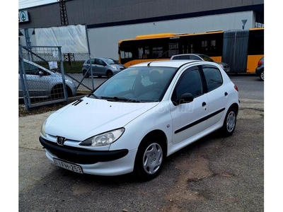 PEUGEOT 206 1.1 Husky