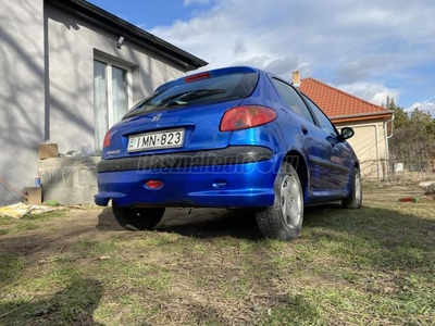 PEUGEOT 206 1.1 Look