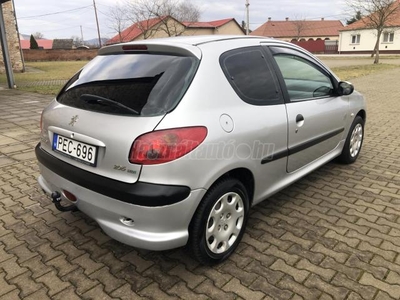 PEUGEOT 206 1.4 HDi Presence