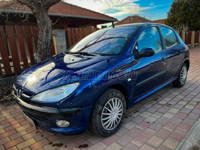 PEUGEOT 206 1.4 Premium TEMPOMAT-KLÍMA-180.000km