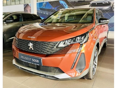 PEUGEOT 5008 1.2 PureTech Allure Pack EAT8 (7 személyes ) AZONNAL KÉSZLETRŐL