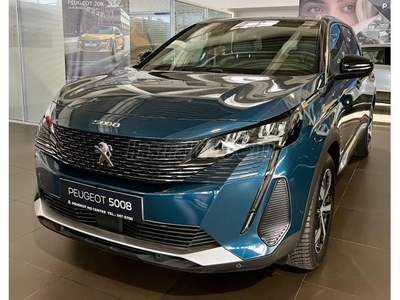 PEUGEOT 5008 1.2 PureTech Allure Pack EAT8 (7 személyes ) AZONNAL KÉSZLETRŐL